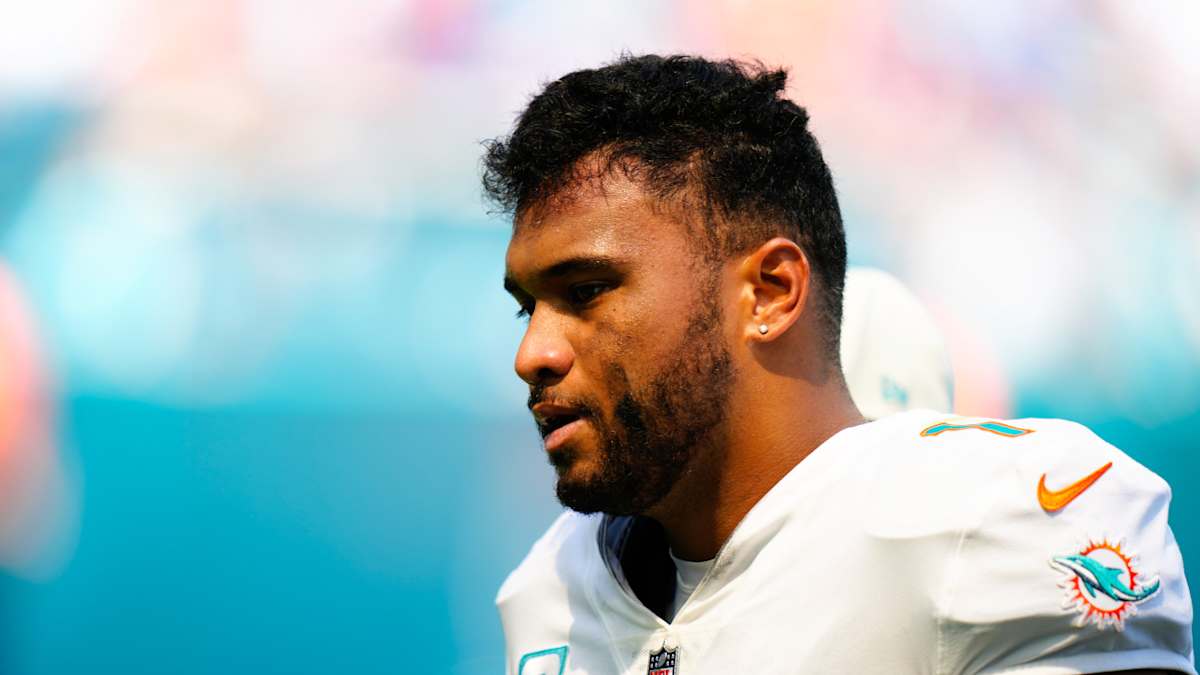 REPORT: Miami Dolphins QB Tua Tagovailoa expected to play tonight