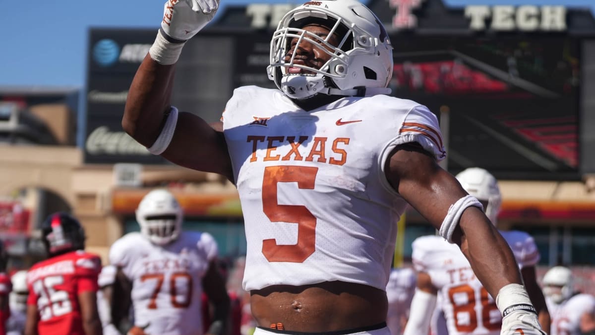 Watch: Texas Longhorns Star Bijan Robinson Agrees to Cameo for Oklahoma Fan  - Sports Illustrated Texas Longhorns News, Analysis and More