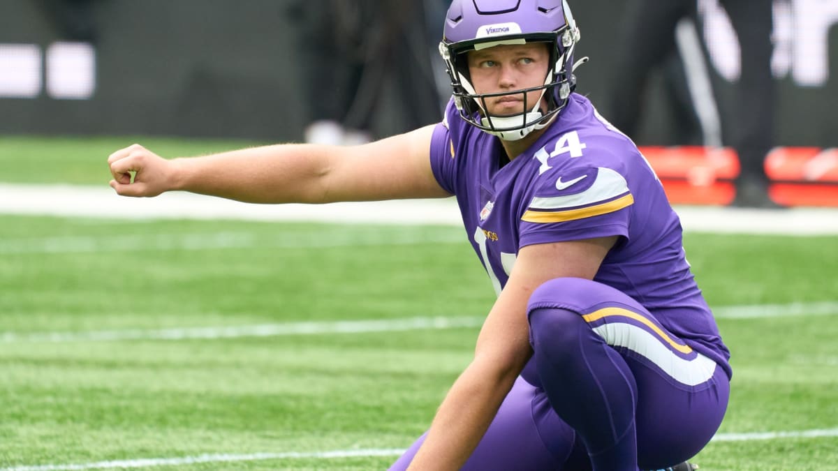 Ryan Wright shown some respect : r/minnesotavikings