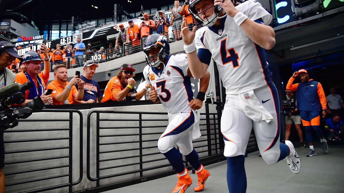 Broncos end 5-game skid behind Rypien; Wilson set to return