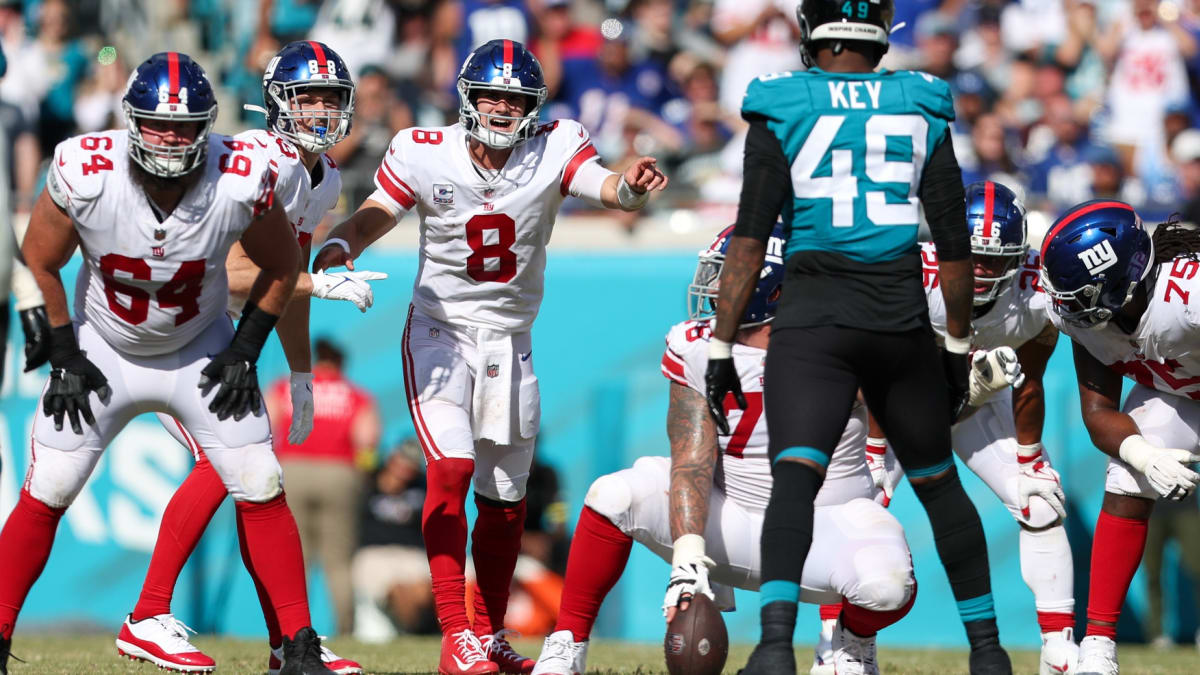 New York Giants Hold 13-11 Halftime Lead Over Jaguars - Sports