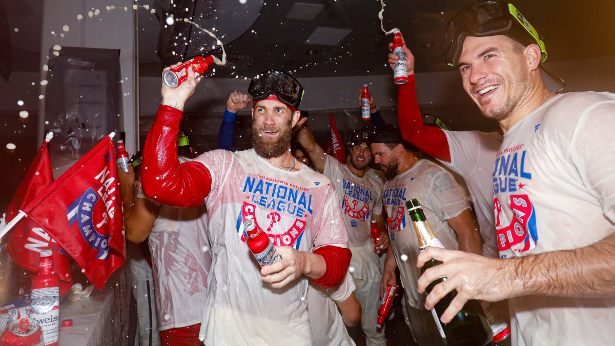 The story behind 'Dancing On My Own' and how it arrived in the Phillies  clubhouse ~ Philadelphia Baseball Review - Phillies News, Rumors and  Analysis