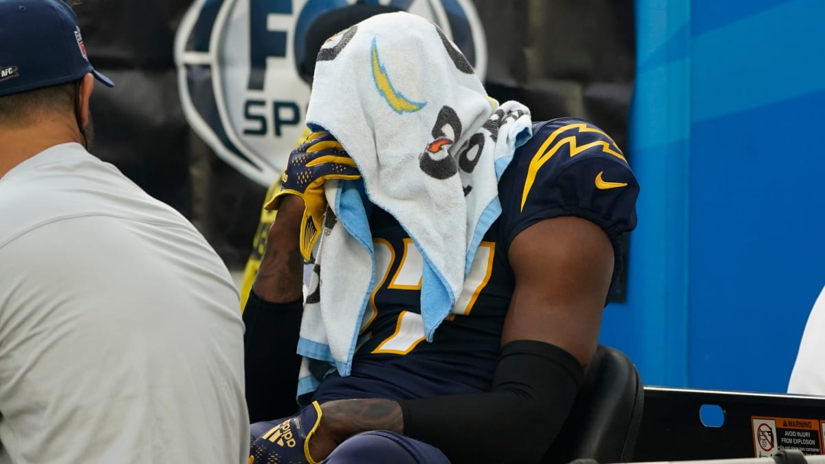 J.C. Jackson Injury: Chargers CB Appears to Suffer Severe Knee Injury