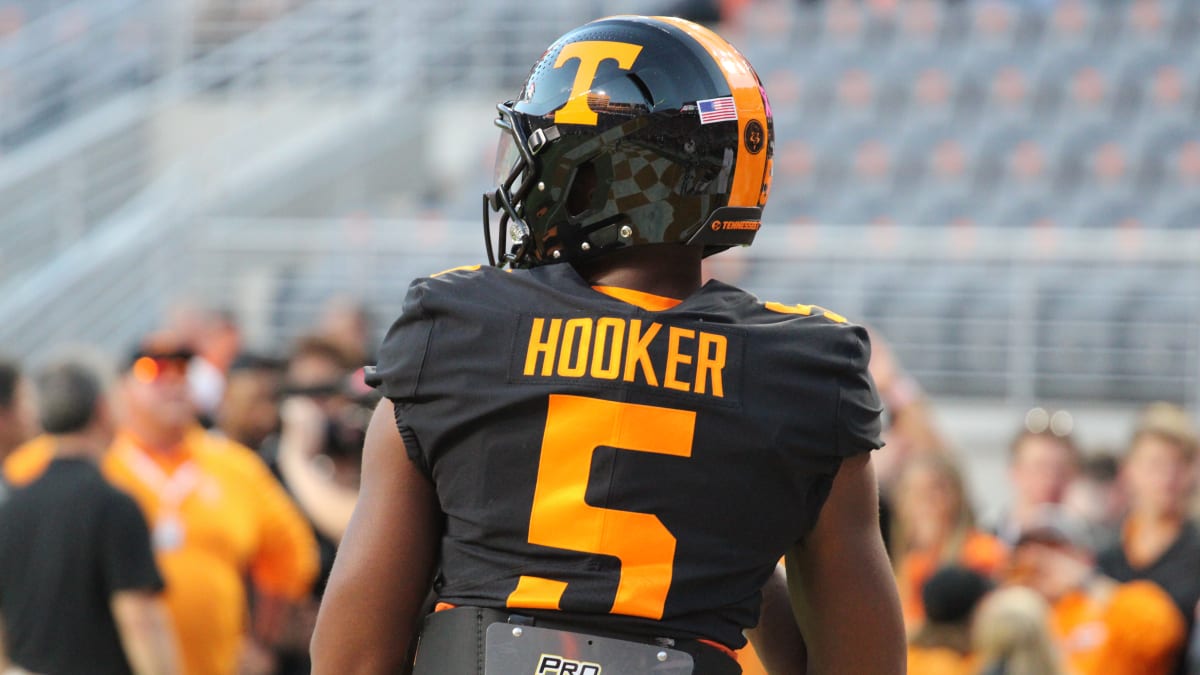 Tennessee football: Black jerseys vs. Kentucky brilliant for