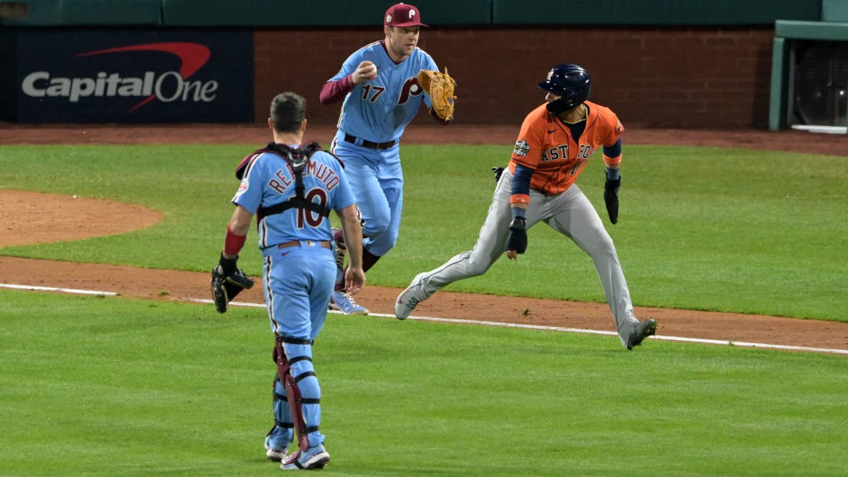 The Astros will soon need to decide if Yuli Gurriel is their best option at  first base - The Crawfish Boxes