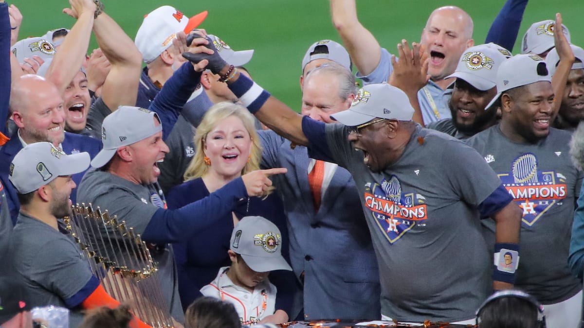 Sacramento Native Dusty Baker Wins First World Series As Manager - Sactown  Sports