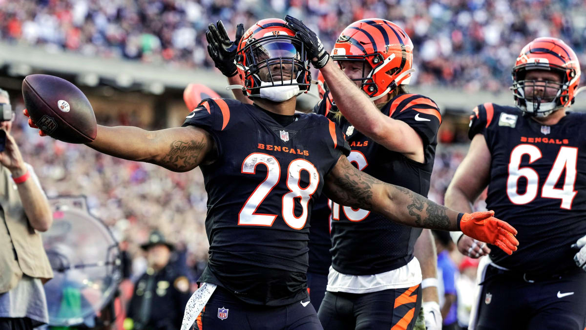 Bengals' Joe Mixon challenges NFL after fine for coin-flip celebration