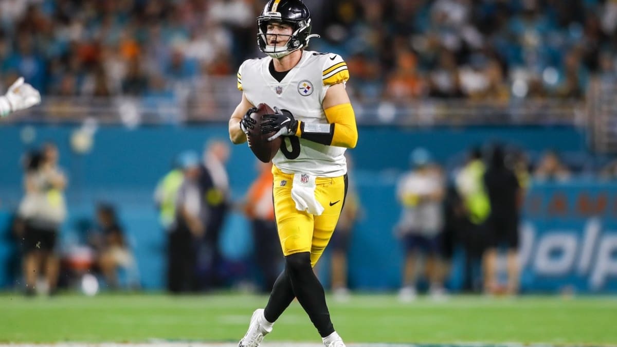 NFL Insider Blasts Pittsburgh Steelers Decision to Keep Matt