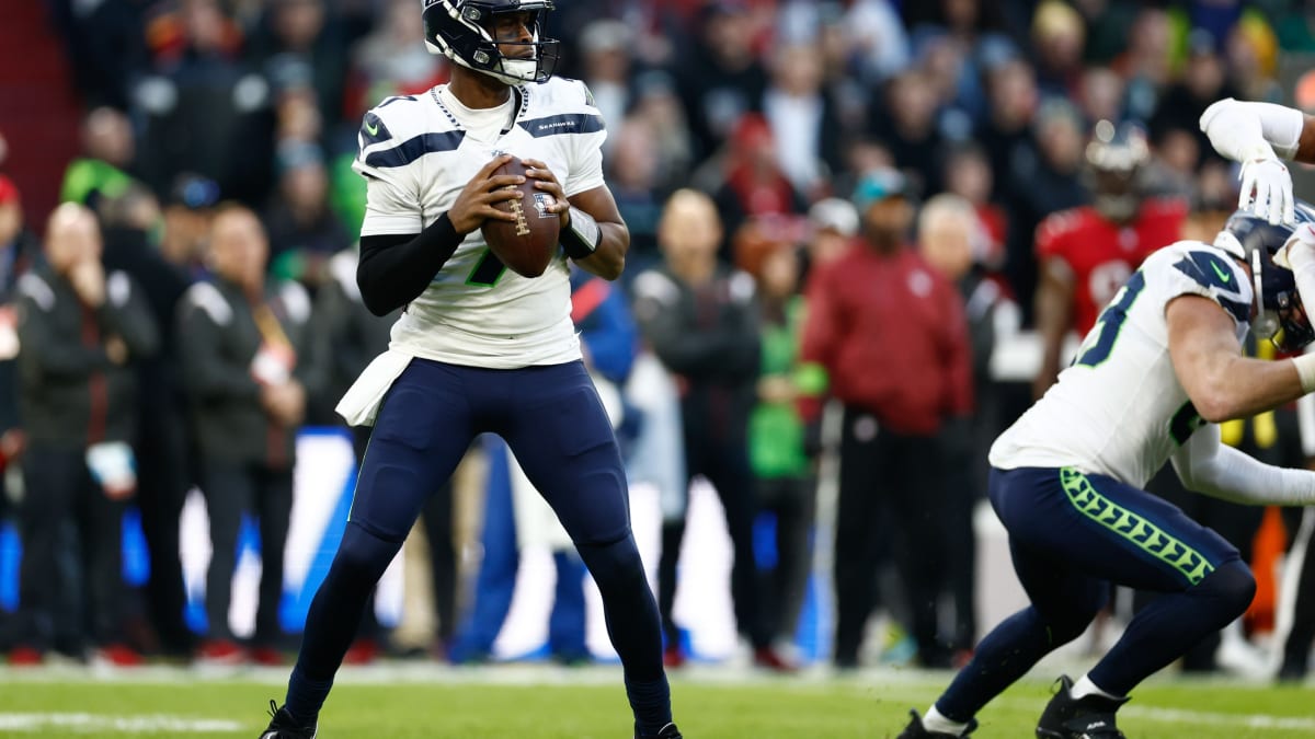 Geno Smith and the Seahawks Fall Short in Wild Card Round - Sports  Illustrated West Virginia Mountaineers News, Analysis and More