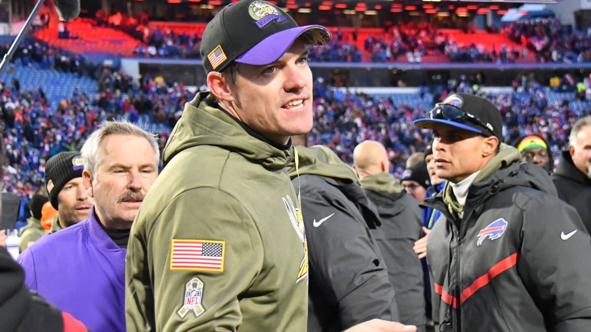 Minnesota Vikings salute to service jacket