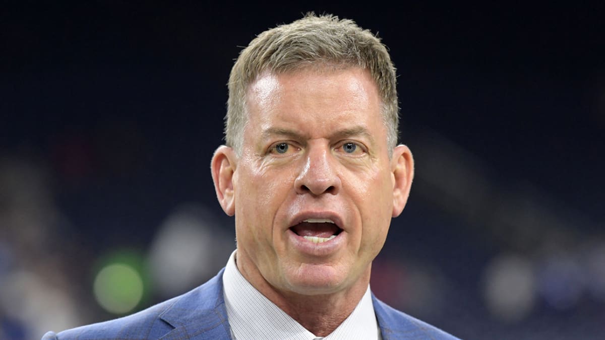 Troy Aikman, ESPN Rules Analyst Disagree on Penalty During 'MNF' - Sports  Illustrated