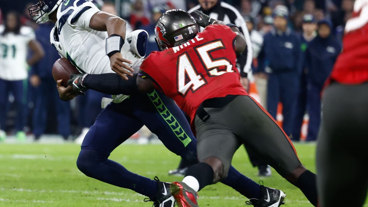 NFL's first regular season game in Germany: Seahawks vs. Buccaneers - Field  Gulls