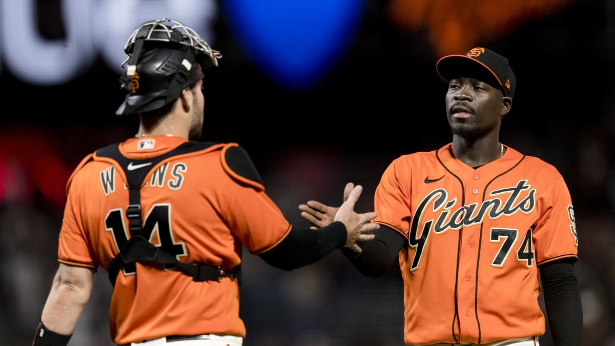 SF Giants next 40-man roster move likely to thin out roster surplus