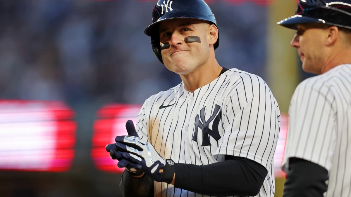 Anthony Rizzo Reportedly Quite Eager to Re-Sign with the New York Yankees  - Bleacher Nation