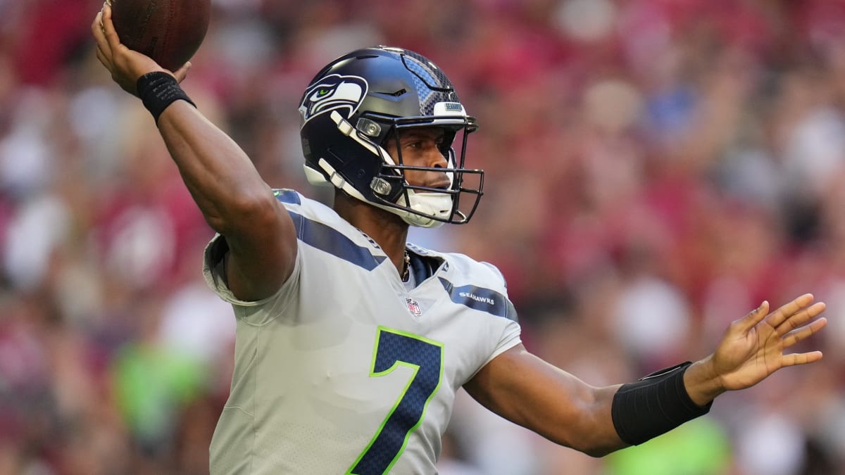 Pro Football Focus gives Seahawks offensive line their annual brutal ranking