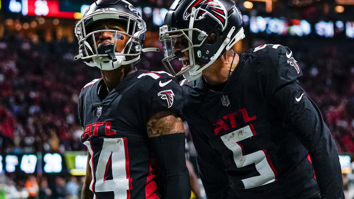 Pittsburgh Steelers vs. Atlanta Falcons Live Blog: Atlanta Shutout in  Finale - Sports Illustrated Atlanta Falcons News, Analysis and More