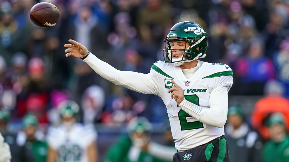 New York Jets Bench Zach Wilson in Embarrassing Loss to Jacksonville Jaguars  - Sports Illustrated New York Jets News, Analysis and More