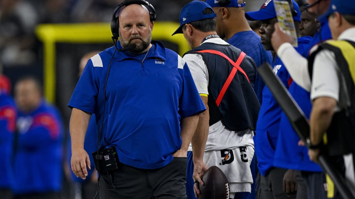 New York Giants Fall to Dallas Cowboys 28-20 on Thanksgiving - Sports  Illustrated New York Giants News, Analysis and More