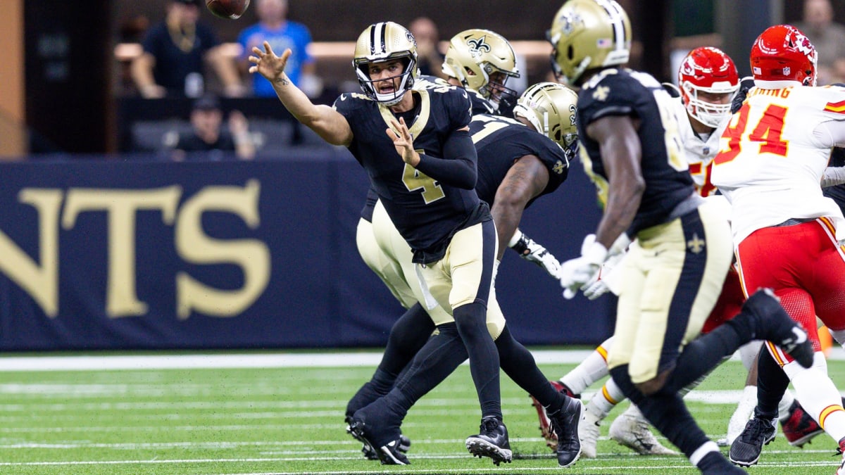 New Orleans Saints Pregame Huddle vs Los Angeles Rams