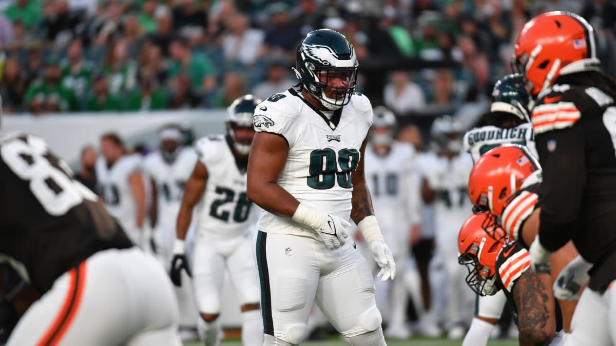 Jalen Carter Makes Play on First Snap of NFL Career for Philadelphia Eagles  - Sports Illustrated Georgia Bulldogs News, Analysis and More