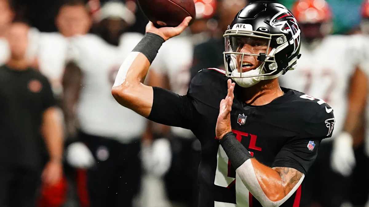 NFL Fans Survey: Atlanta Falcons Uniforms Top Players - Sports Illustrated  Atlanta Falcons News, Analysis and More