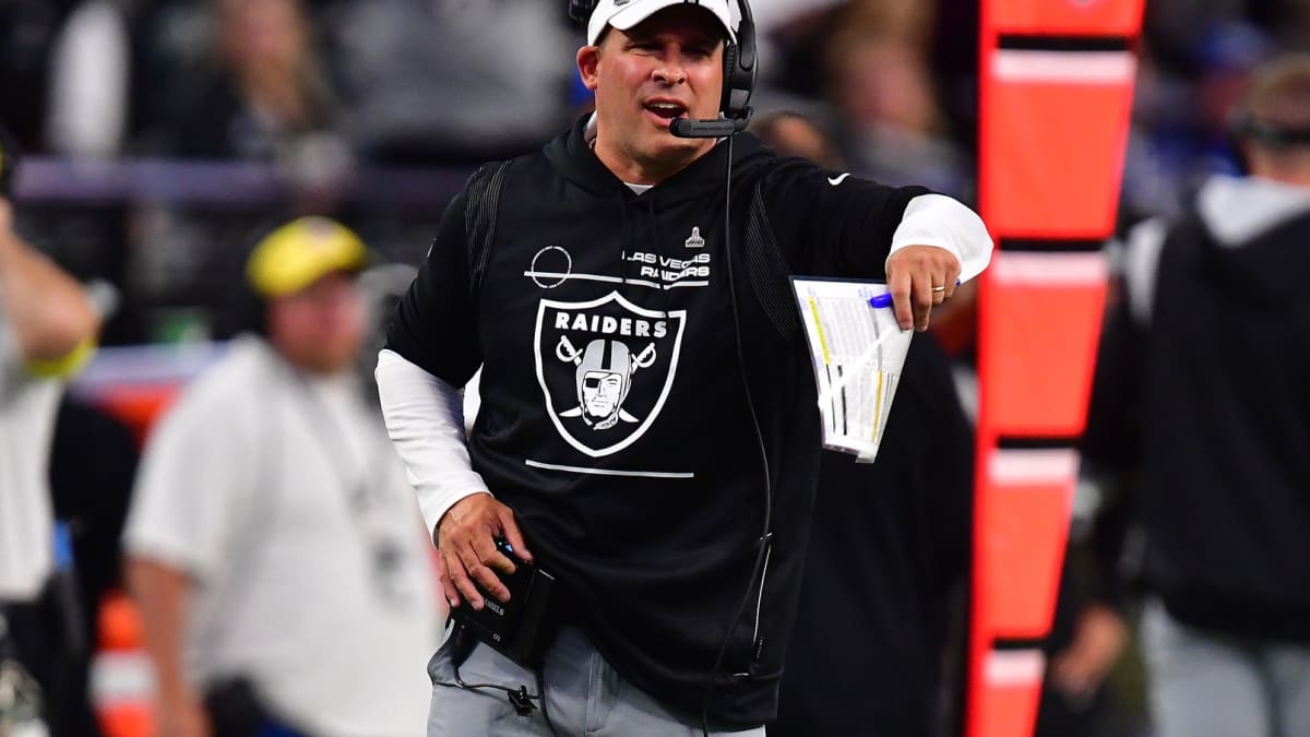 Evaluating the important decision Las Vegas Raiders face with