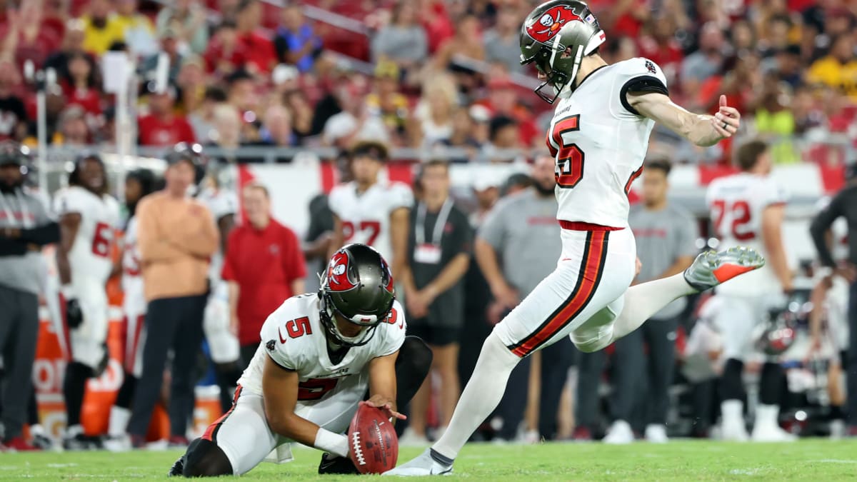 Tampa Bay Buccaneers Will Be In Seller Mode In 2023 — Regardless Of Who  Wins Quarterback Battle