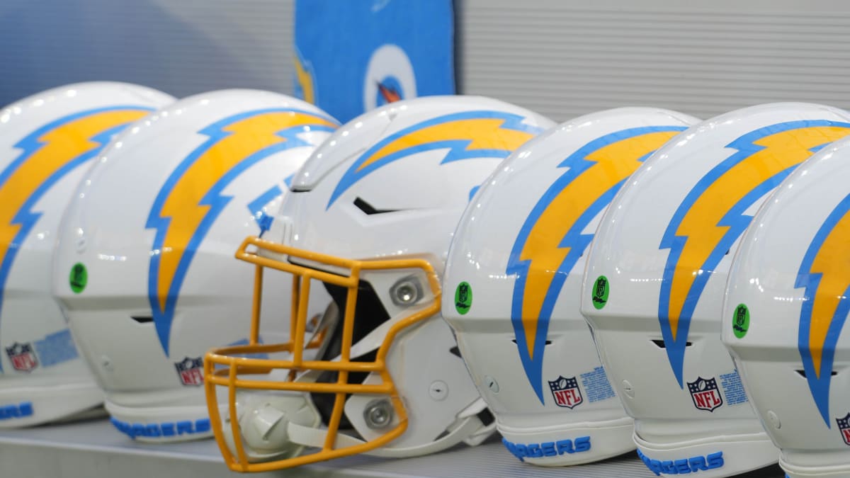 Chargers Welcome Trio of Players to Practice Squad - Sports