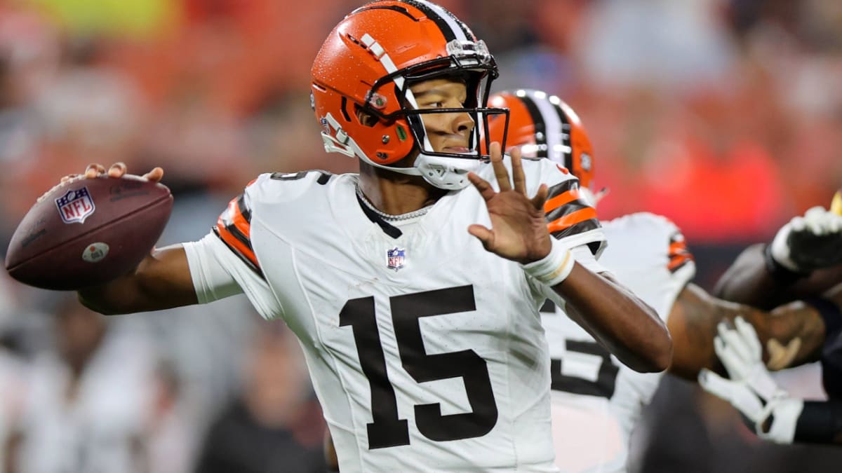 Browns trading QB Joshua Dobbs, 2024 seventh-round pick to