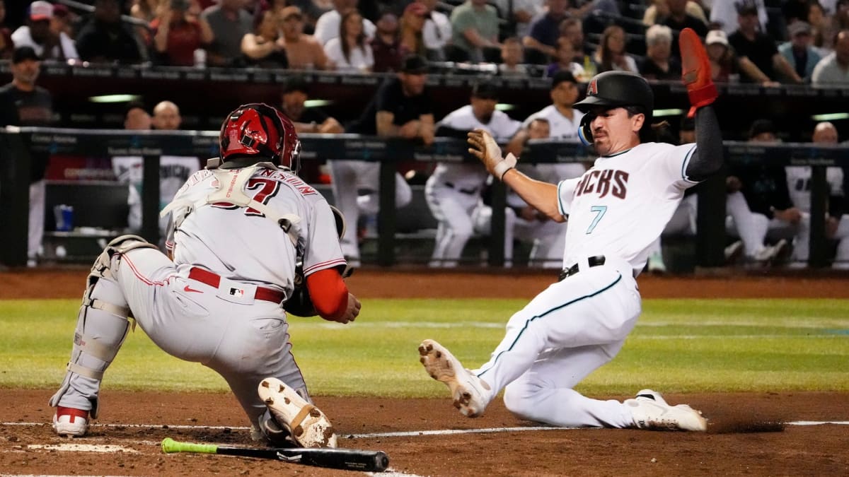 D-backs' Corbin Carroll receives team's Heart and Hustle Award