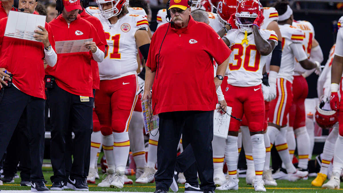 KC Chiefs 2023/24 NFL Win Total + Season Record Predictions & Odds