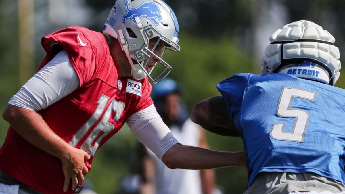 Detroit Lions EDGE rushers on 2023 roster bubble - Sports Illustrated Detroit  Lions News, Analysis and More