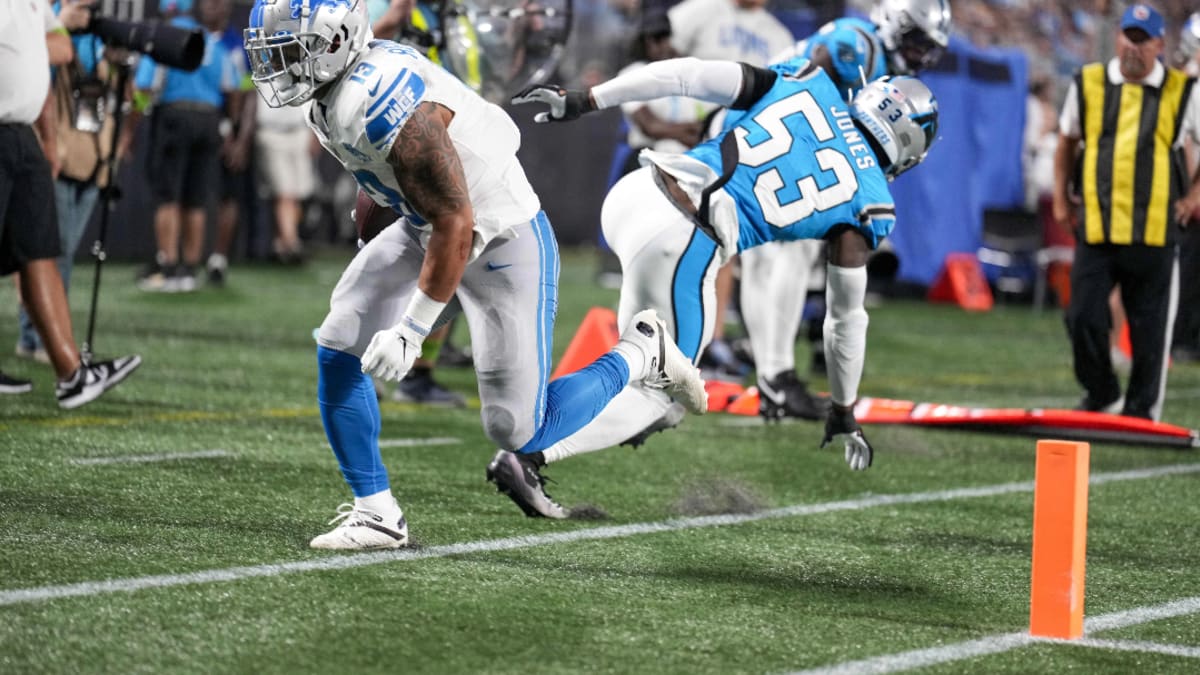 Detroit Lions Re-Sign Craig Reynolds, Place Julian Okwara on Injured  Reserve