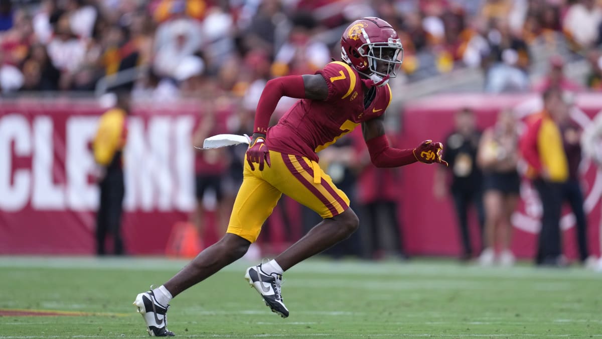 Kansas City Chiefs add defensive end again in 2024 NFL mock draft