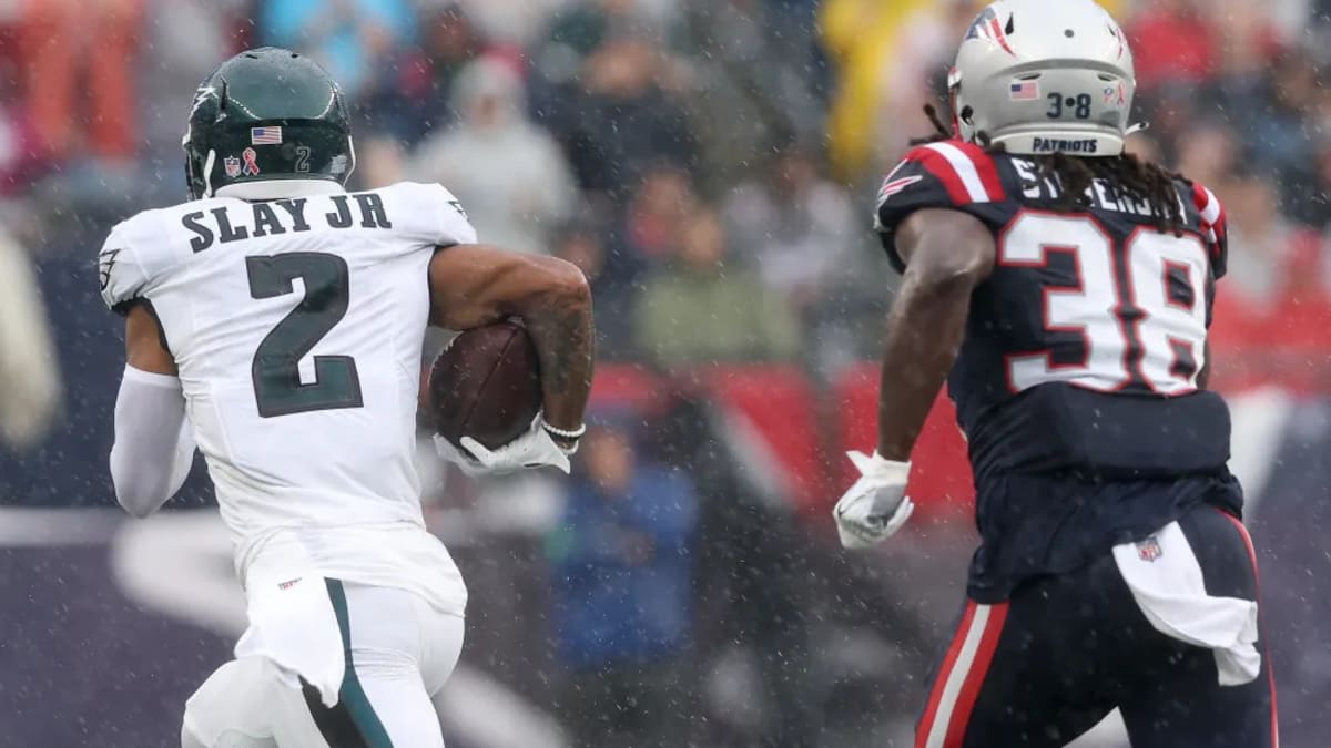 The Daily Sweat: Mac Jones takes center stage for the Patriots vs. Eagles