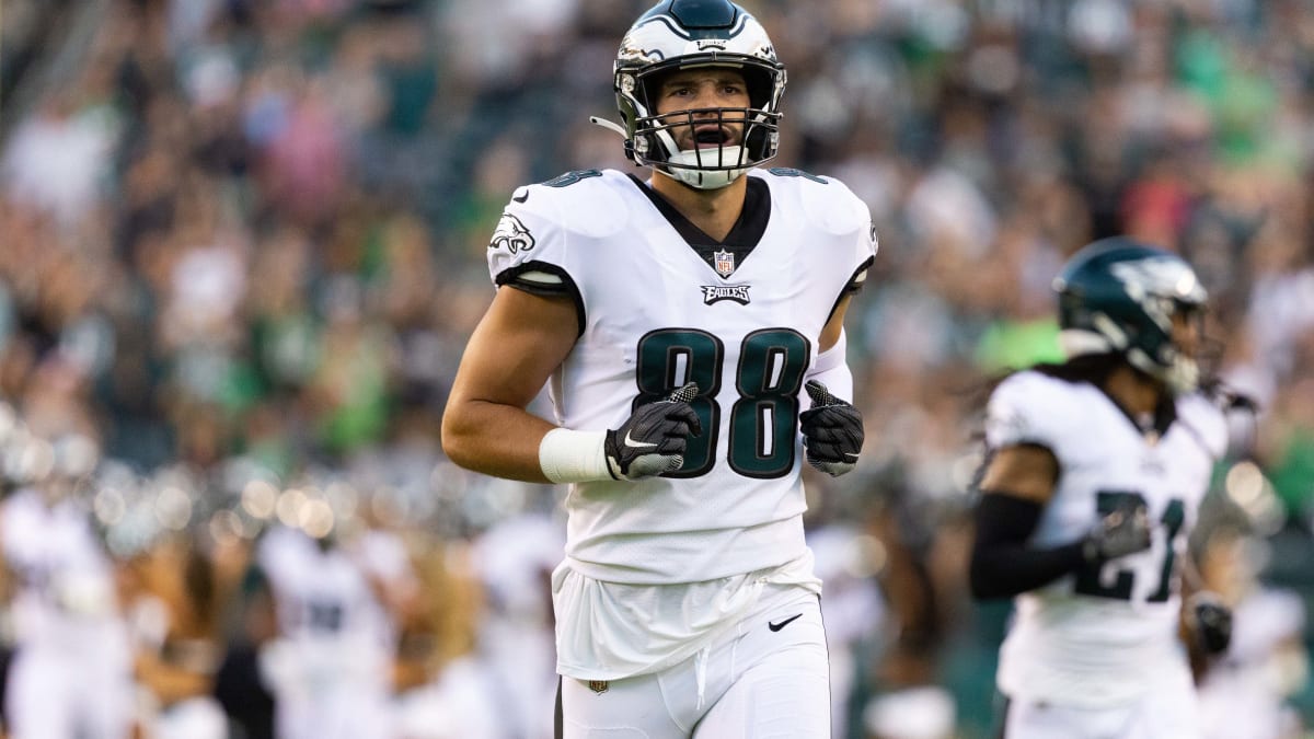 Philadelphia Eagles TE Dallas Goedert Nowhere to Be Found in Win