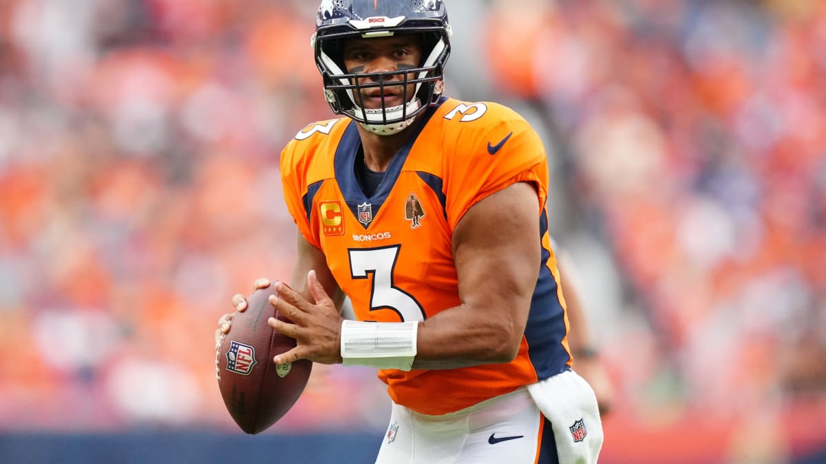 Denver Broncos Player Grades From Week 1's Bitter 17-16 Loss to Las Vegas  Raiders - Sports Illustrated Mile High Huddle: Denver Broncos News,  Analysis and More