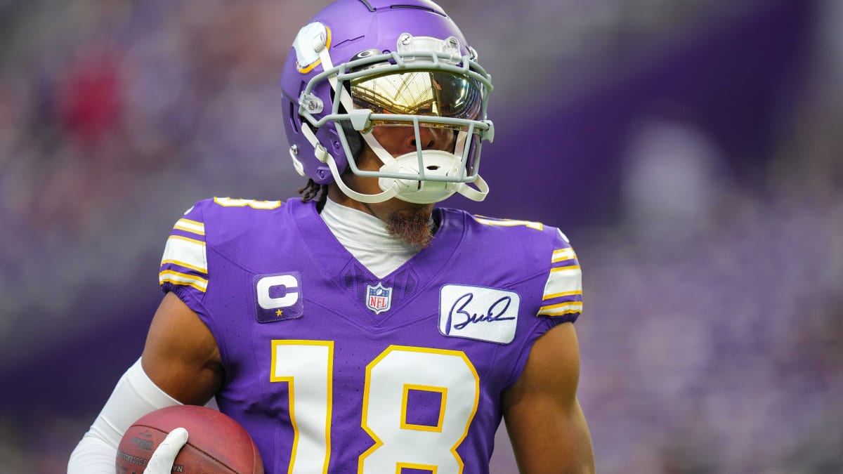 Vikings star Justin Jefferson plays his contract situation cool and  welcomes the pressure