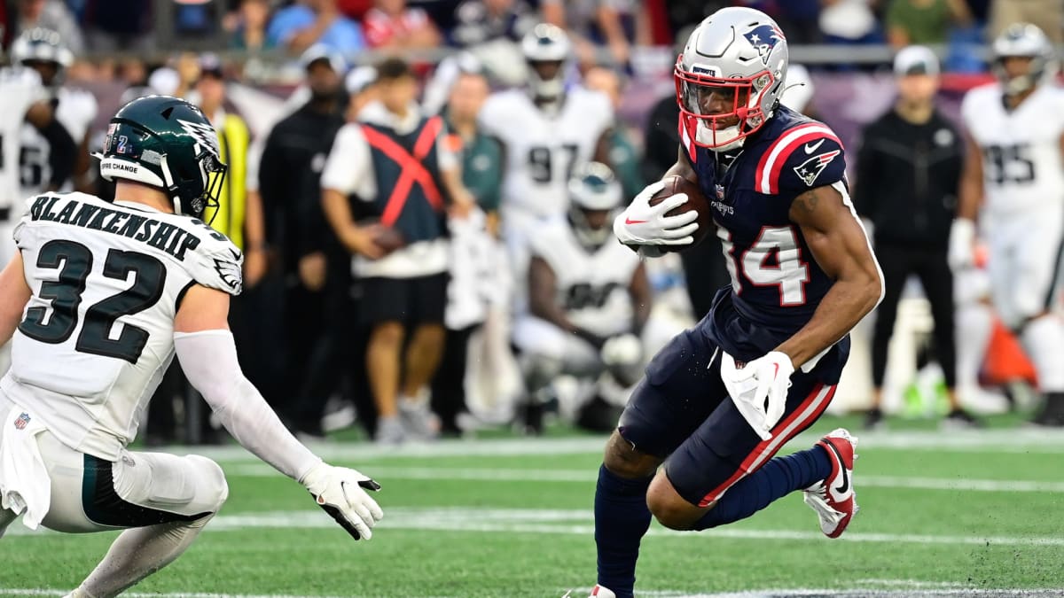 Philadelphia Eagles vs. New England Patriots Notebook: Status Quo, Nakobe  Dean Injured, RB1 Emering? - Sports Illustrated Philadelphia Eagles News,  Analysis and More