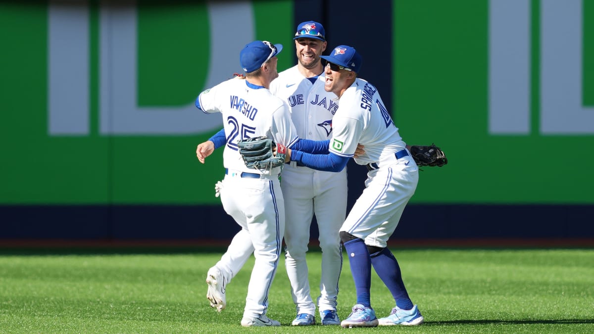 Blue Jays Notebook: New-Look Outfield, Varsho's Spring Routine - Sports  Illustrated Toronto Blue Jays News, Analysis and More