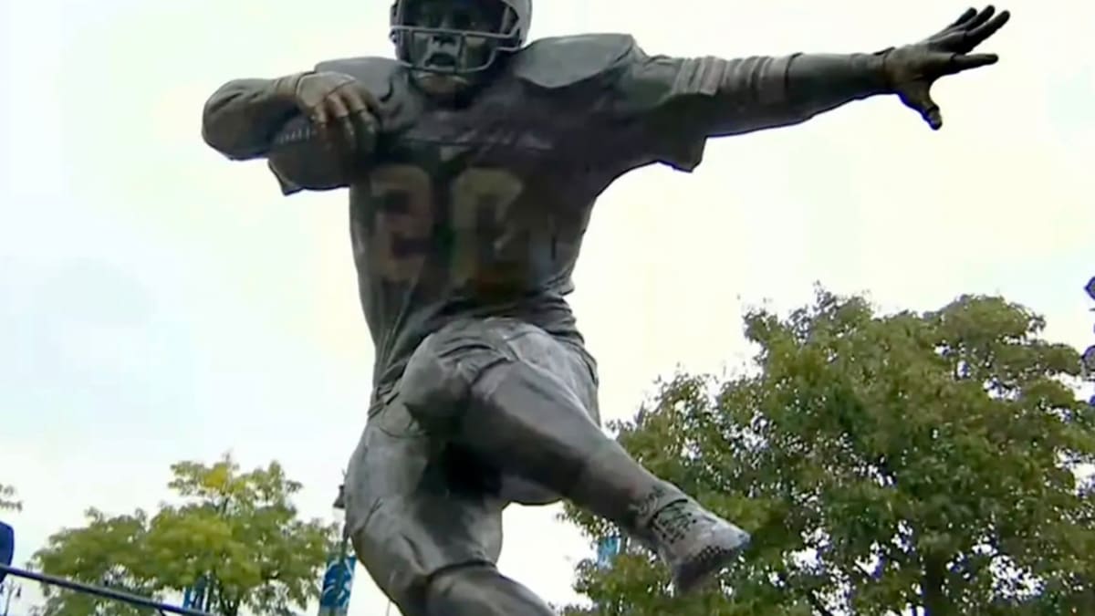 Lions' Barry Sanders will make Detroit history with Ford Field statue