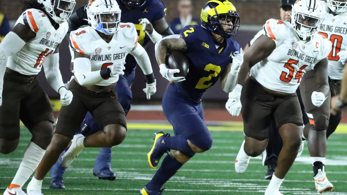 Michigan snap counts, PFF grades: Pass game struggles but defense locks  down Bowling Green 