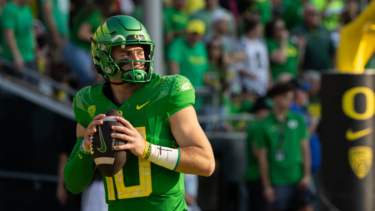 Oregon Football vs. Washington State Cougars: Ducks release Uniforms for  Week Four - Sports Illustrated Oregon Ducks News, Analysis and More