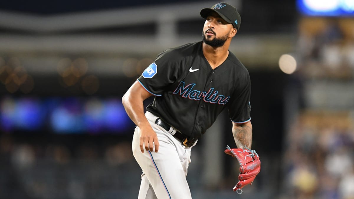 Marlins shut down reigning Cy Young Award winner with arm injury as wild  card push continues