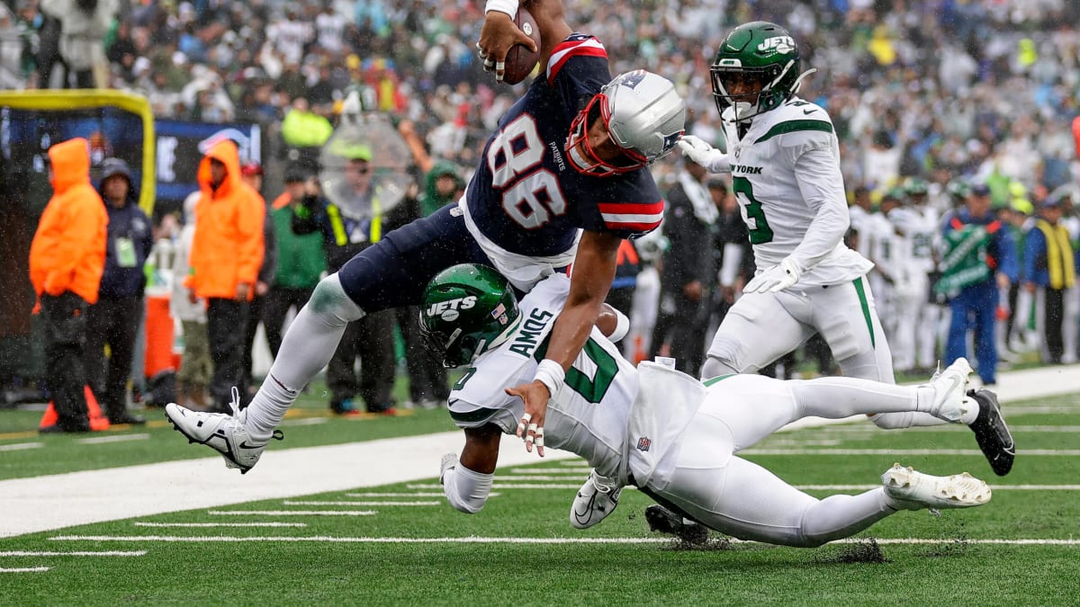 A sloppy, injury-plagued first half as NY Jets lead Broncos, 10-9