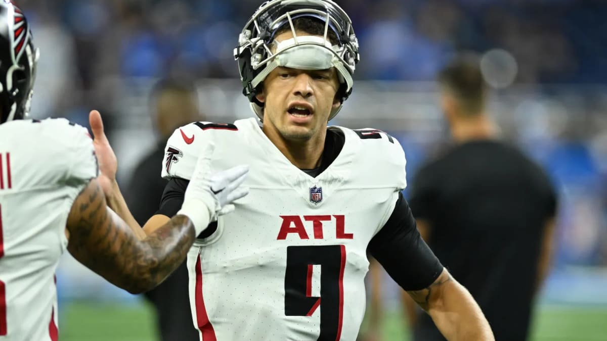 Atlanta Falcons quarterback Desmond Ridder (4) lines up during the second  half of an NFL football game against the Jacksonville Jaguars, Saturday,  Aug. 27, 2022, in Atlanta. The Atlanta Falcons won 28-12. (