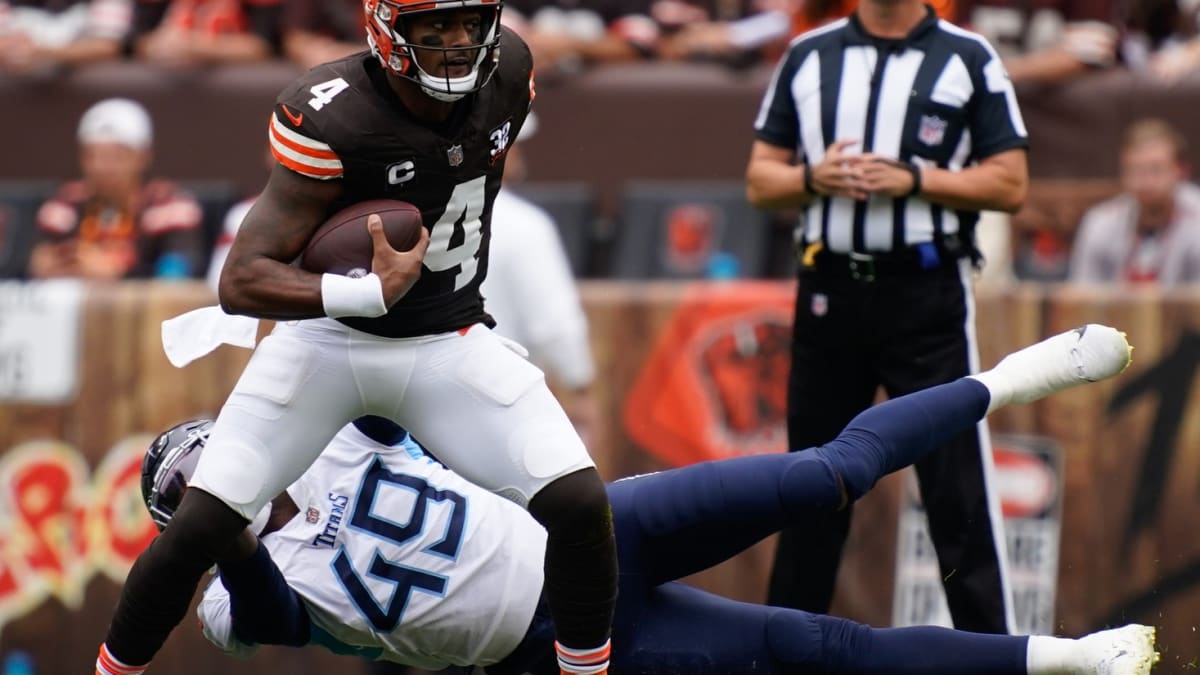 Cleveland's defense steps up, Watson tosses 2 TD passes in Browns' 27-3 win  over Titans, Sports