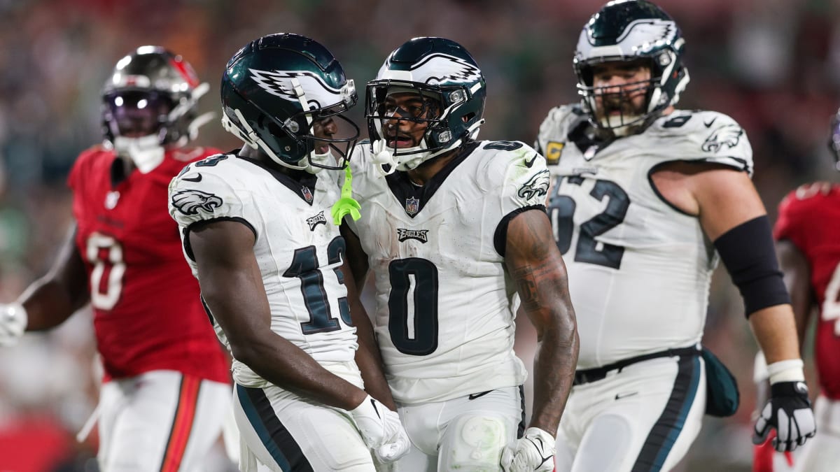 Eagles defeat Buccaneers to stay undefeated on Monday Night Football:  Reaction and analysis, Jalen Hurts stats - The Athletic