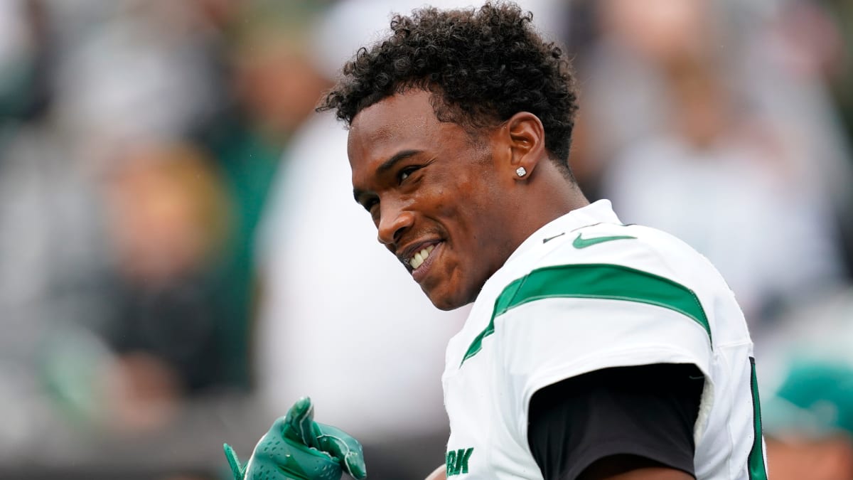 Garrett Wilson Uses 1 Word To Describe Jets Losing Streak To Patriots, The  Spun