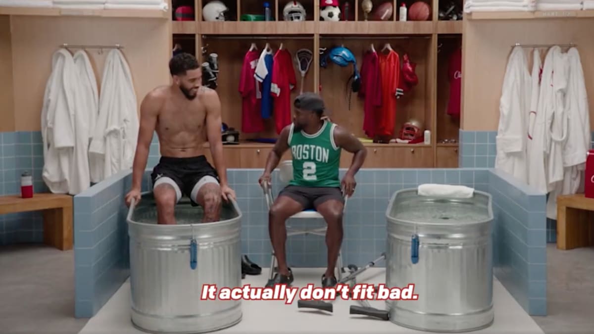 Celtics: Jayson Tatum trolls Kevin Hart by giving him Deuce's jersey